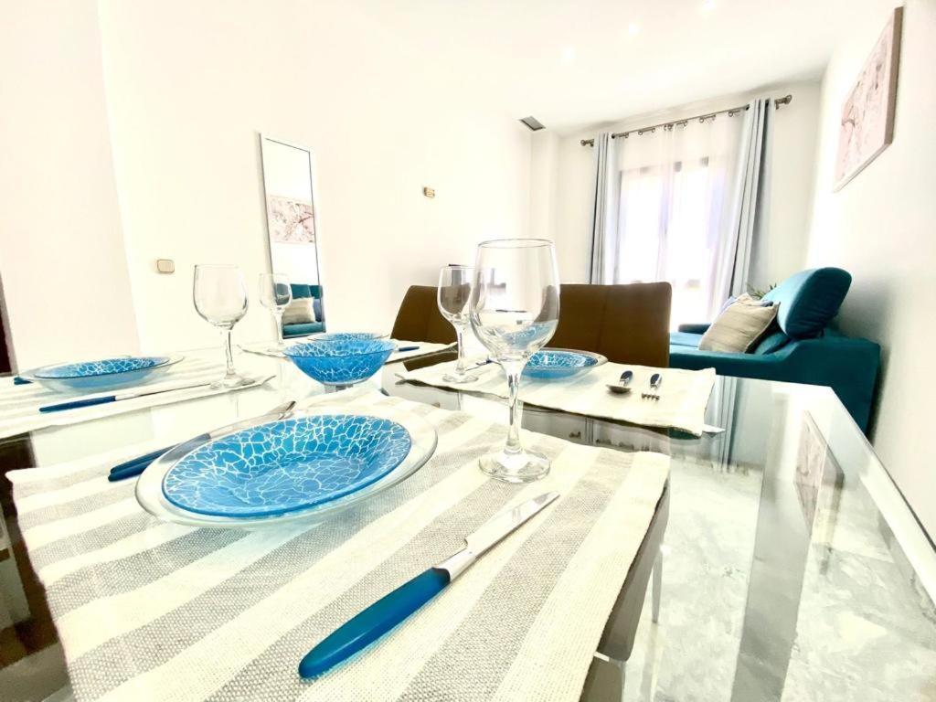 Suite Alameda Center Malaga Bagian luar foto