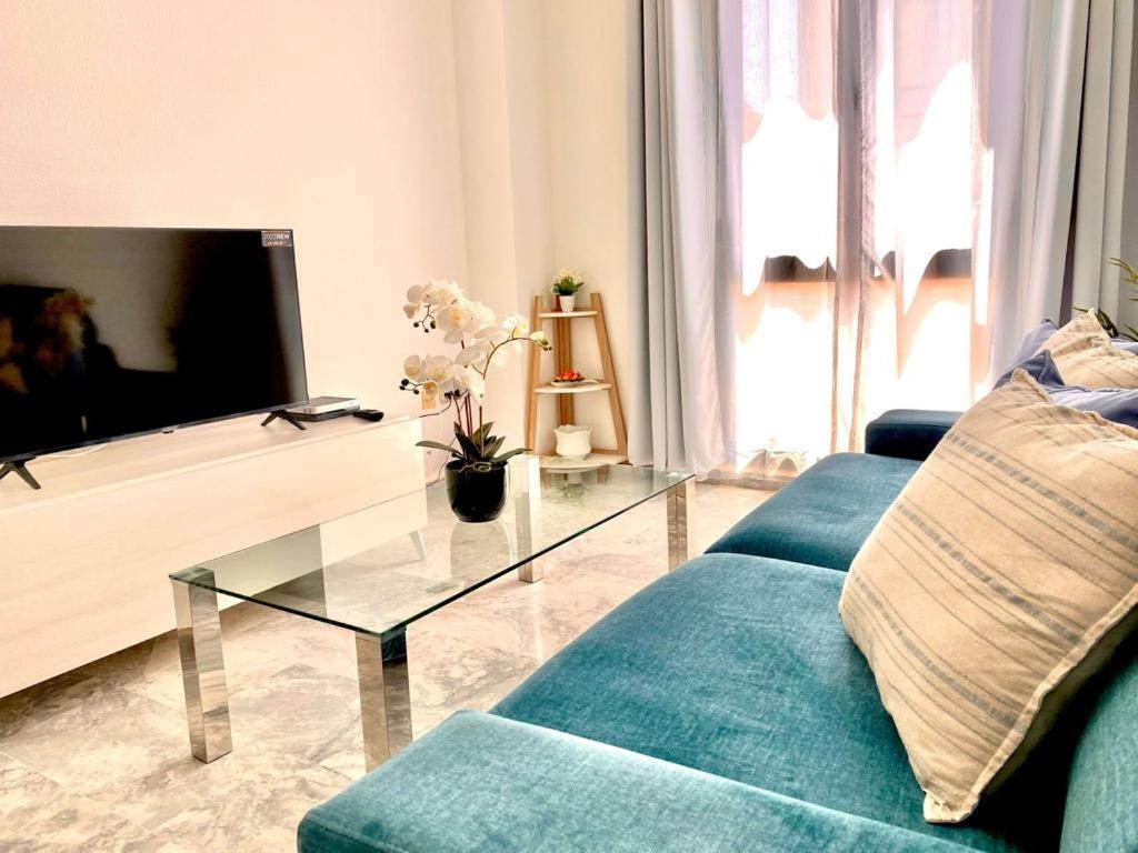 Suite Alameda Center Malaga Bagian luar foto
