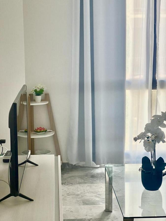 Suite Alameda Center Malaga Bagian luar foto